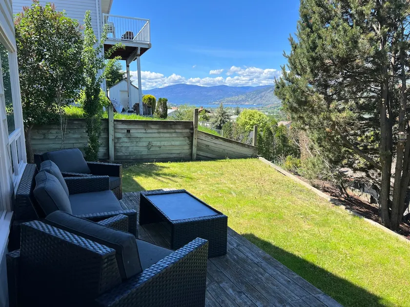 Private 1bd 1 ba suite w/ lake views - Image 1