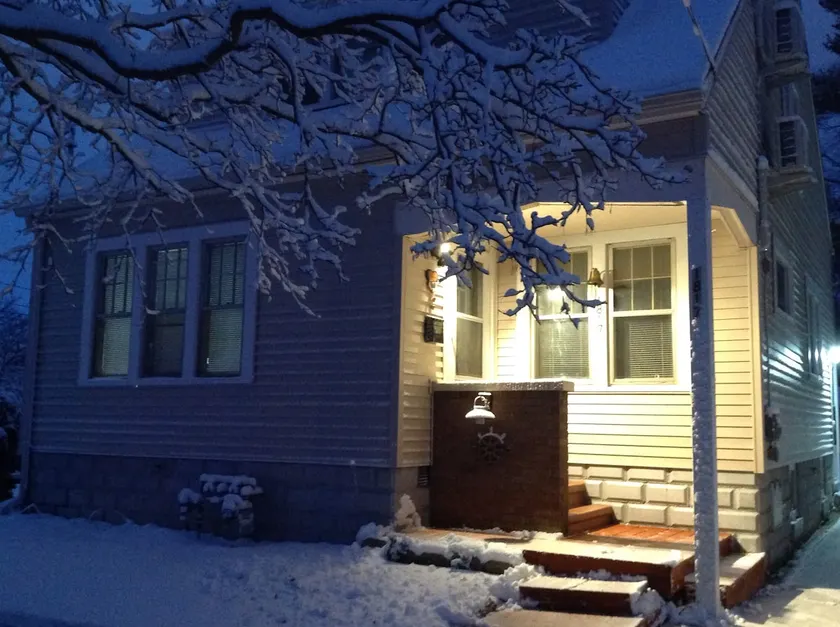 Elegant house near Lake Michigan & Lambeau Field - Image 1