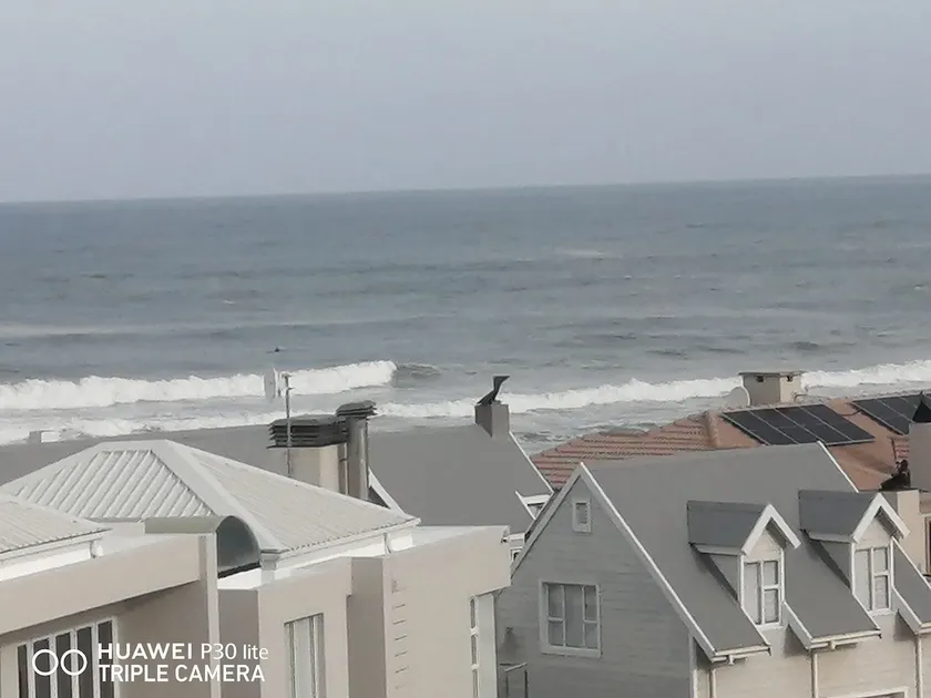 Spacious Beach Breakaway - Image 1