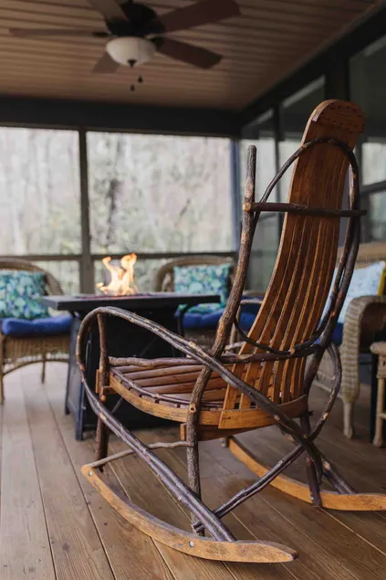 Private-inTown, King, XLPorch, WiFi, Nature, W&D - Image 1