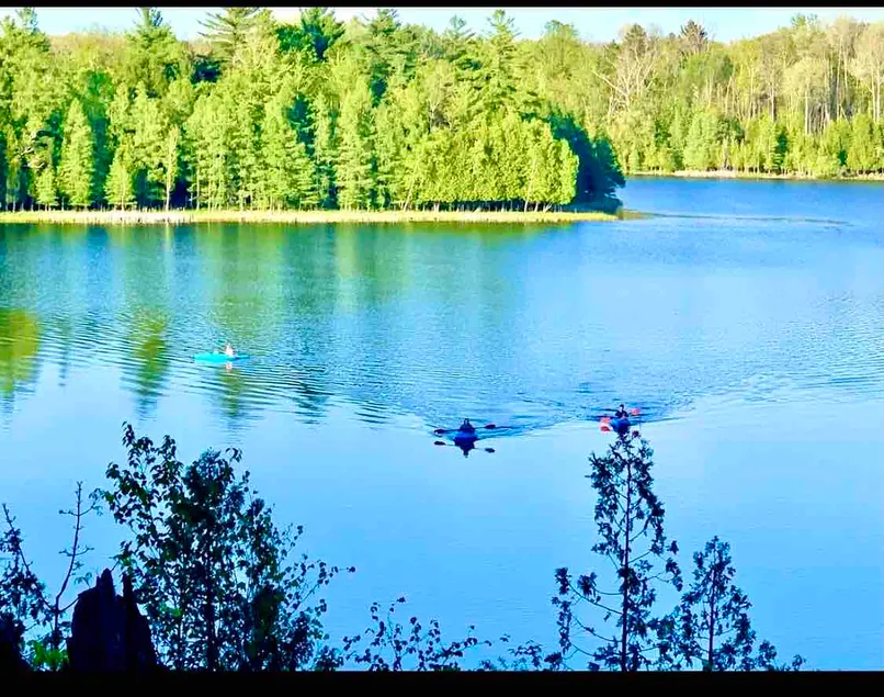 Beautiful Cottage on Private Lake close to Manistee - Image 1