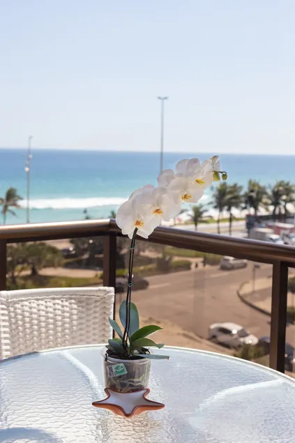 By the sea - 2 bedrooms - Image 1