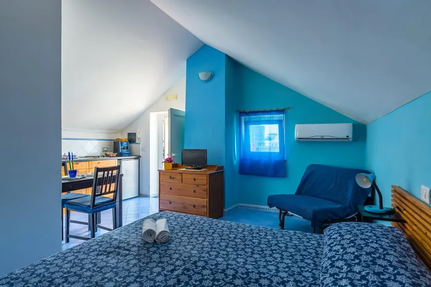 Gaudì studio apartment with sunset view - Image 1