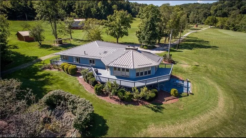 Paradise Glen 2 - Image 1