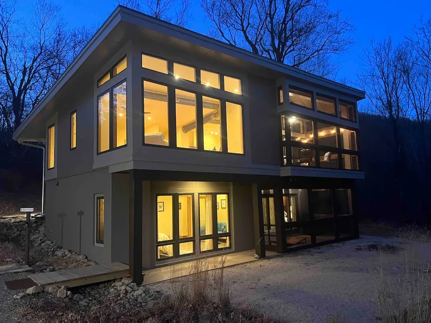 Modern Cabin on 30 Private Acres near Old Rag & Shenandoah Nat Park - Fiber Wifi - Image 1