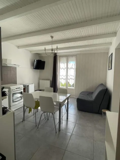 meublé 40m2 classé 2 étoiles. Lumineux les Mées 04190 - Image 1