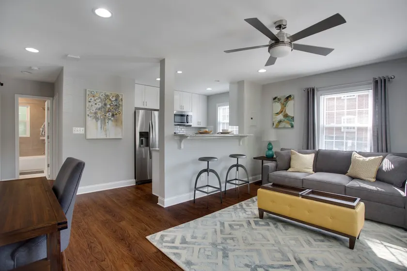 Newly Renovated 1BR Condo Sleeps 4 - Unit 2 - Image 1