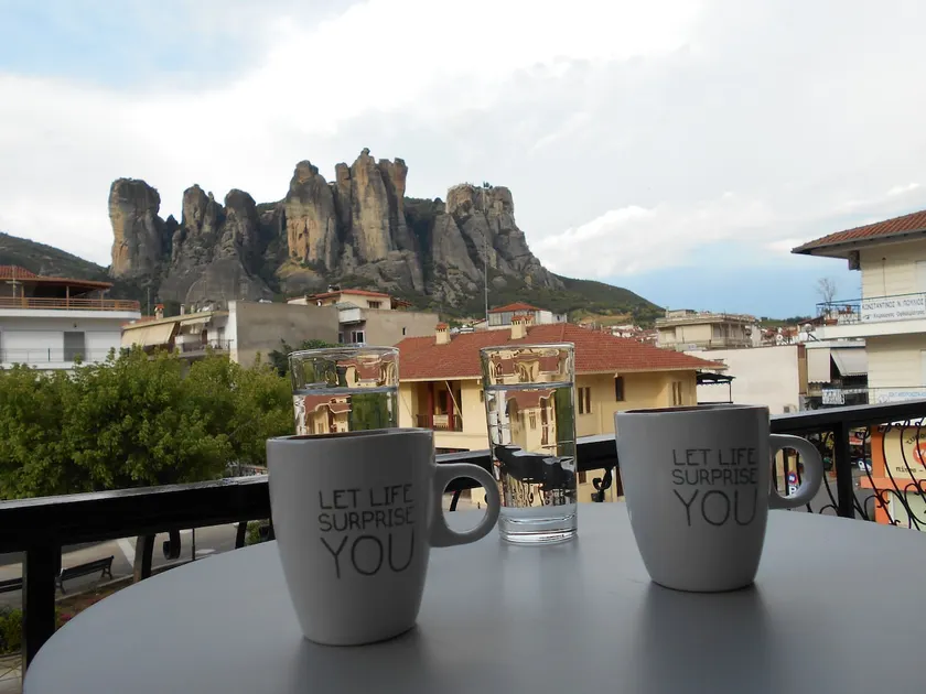 Meteora Rocky Apartment - Image 1