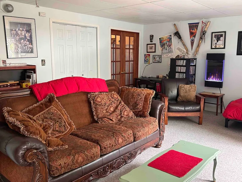 Private guest suite on quiet acreage - Penny Lane - Image 1