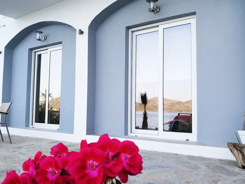 Iliana Sea Side House - Image 1