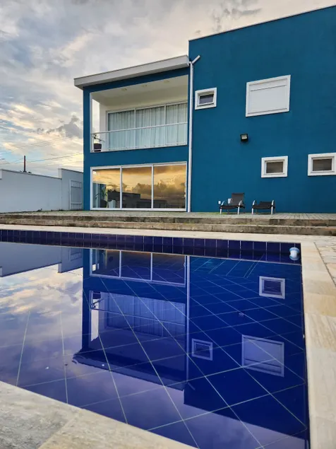 High standard house in a gated community. - Image 1