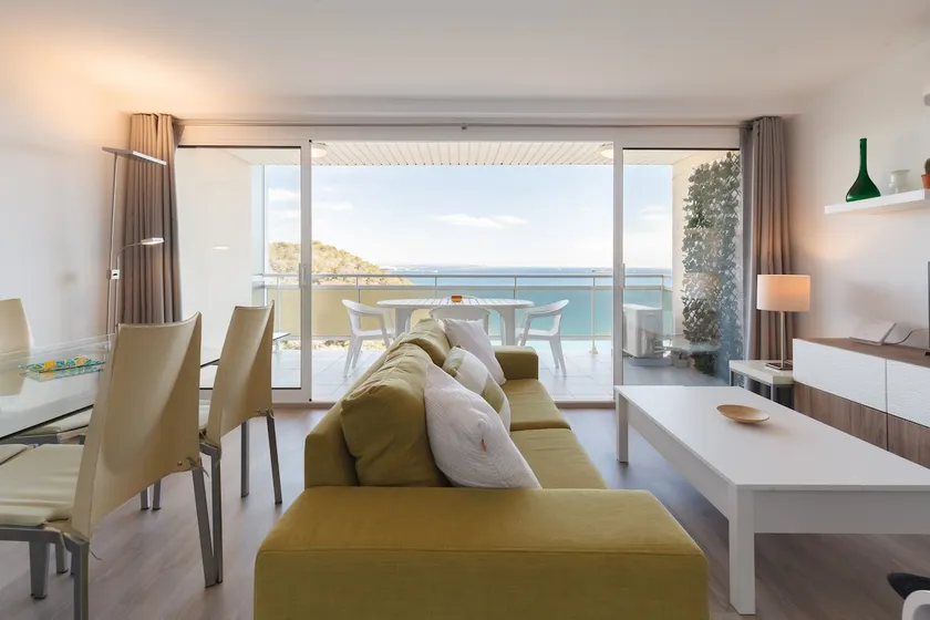 Salou exclusive apartment close to Port Aventura. - Image 1