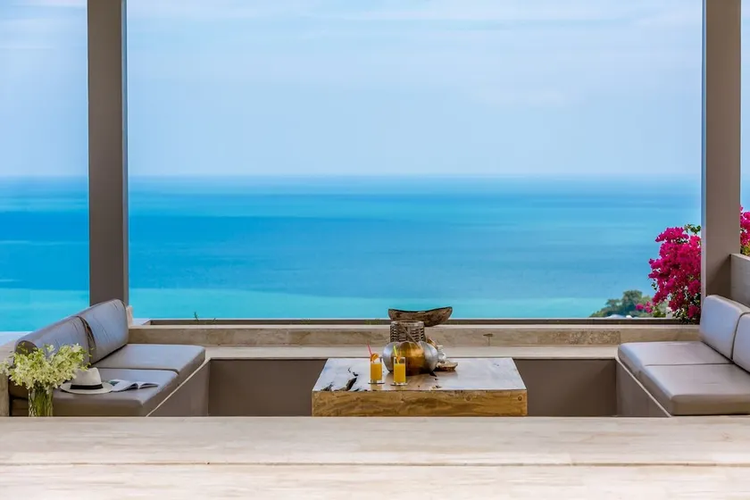 Luxury SeaView Villa -Double Infinity Pools-20 Persons - Image 1