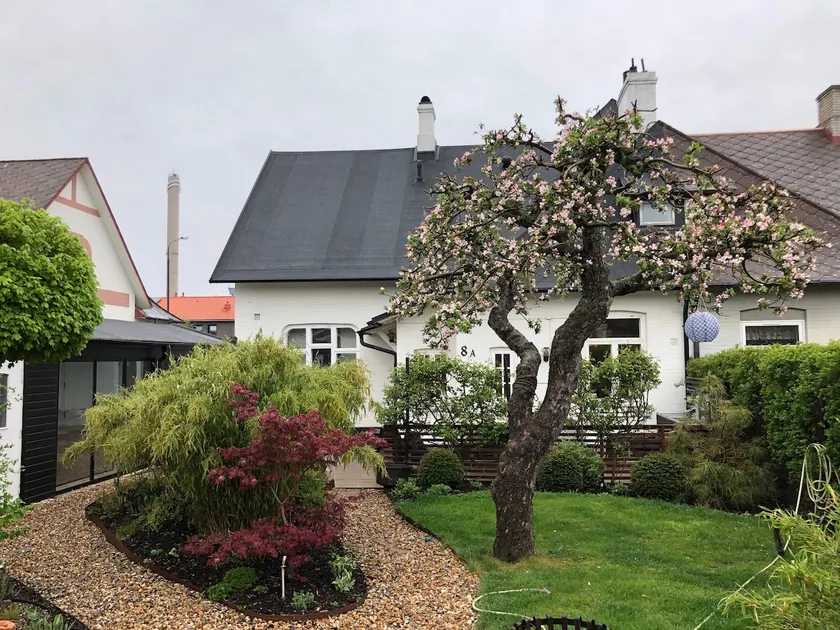 cozy house built in 1901 in old Limhamn by the sea. - Image 1