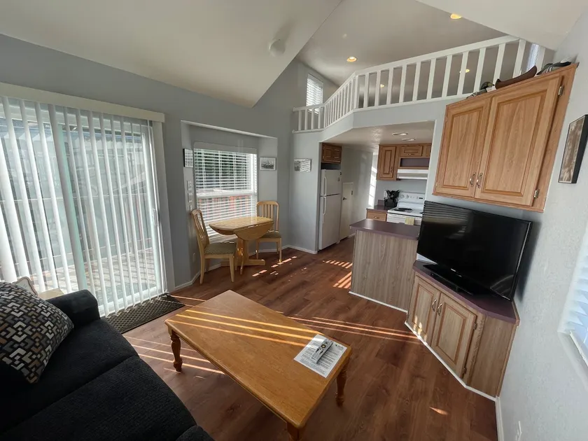 Eagle Bay Lodging - Sportsman's Cabin - Image 1