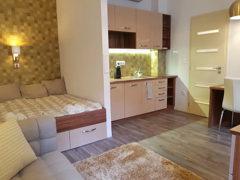 Embassy Studio Apartment Citypark - Image 1