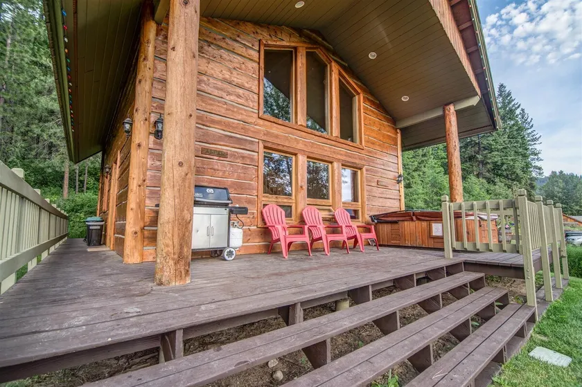 Aspen Cabin, sleeps 6, with hot tub - Image 1