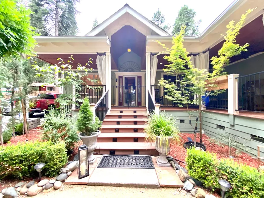 RELAX ❤️APPLE HILL RETREAT VILLA, 10 min to LAKE - Image 1