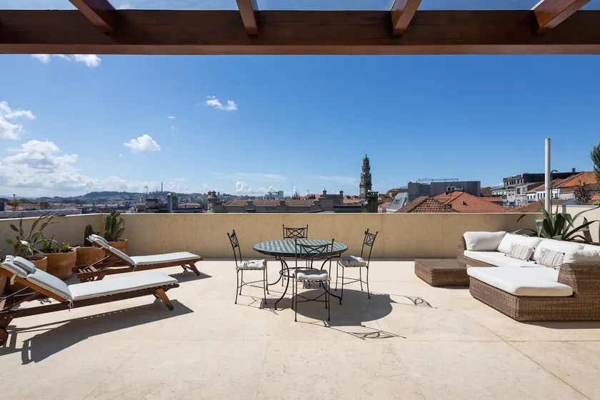 Best rooftop in Porto! - Image 1