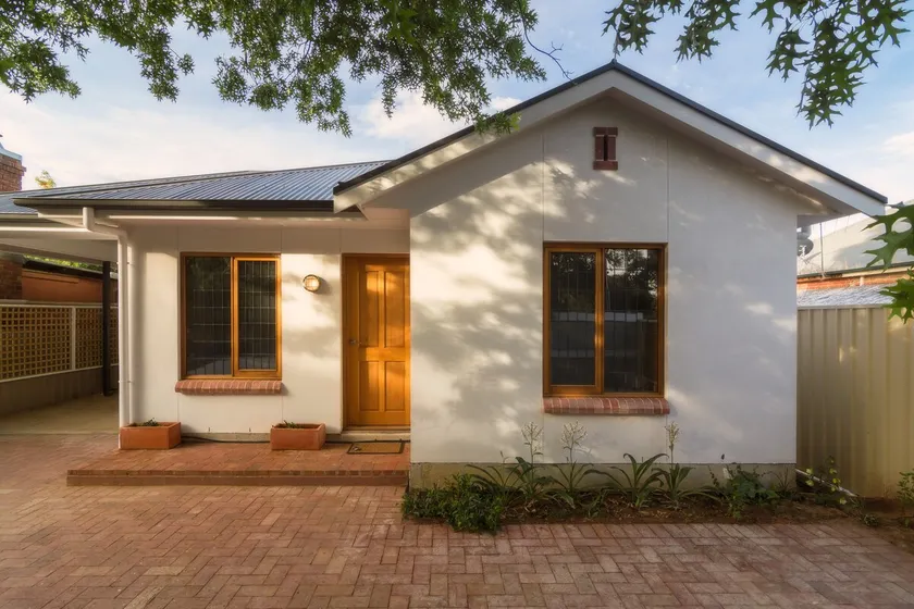 Pinoaks Alpha Mount Barker - Image 1