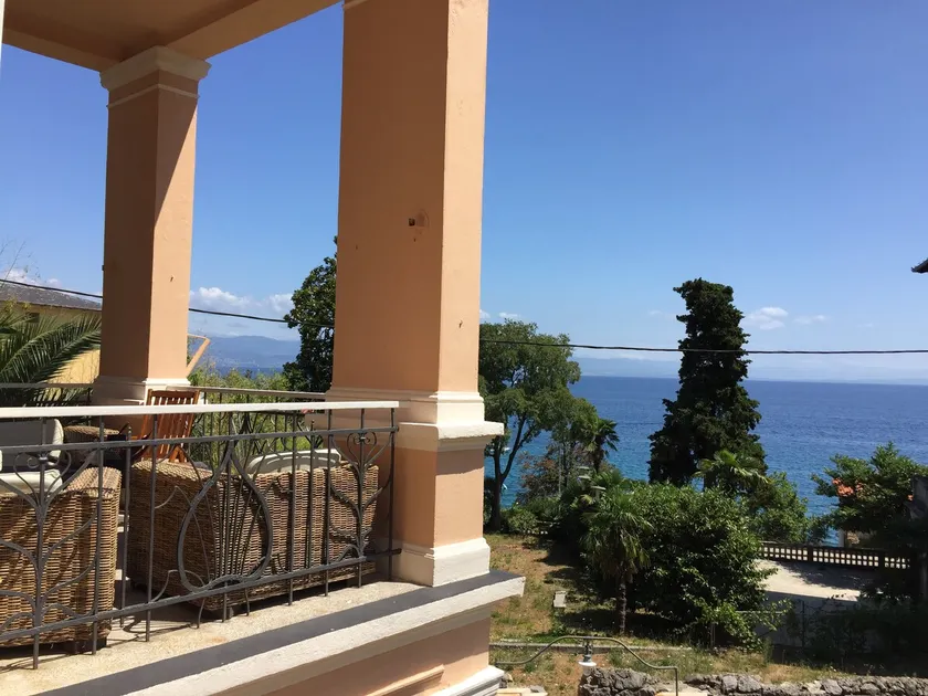 Villa Peppina Apartment - Image 1