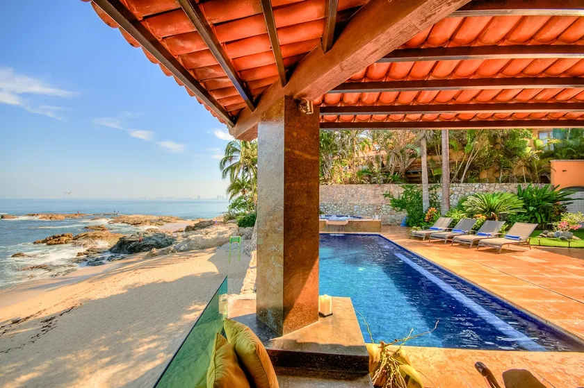 Casa Caleta - Image 1