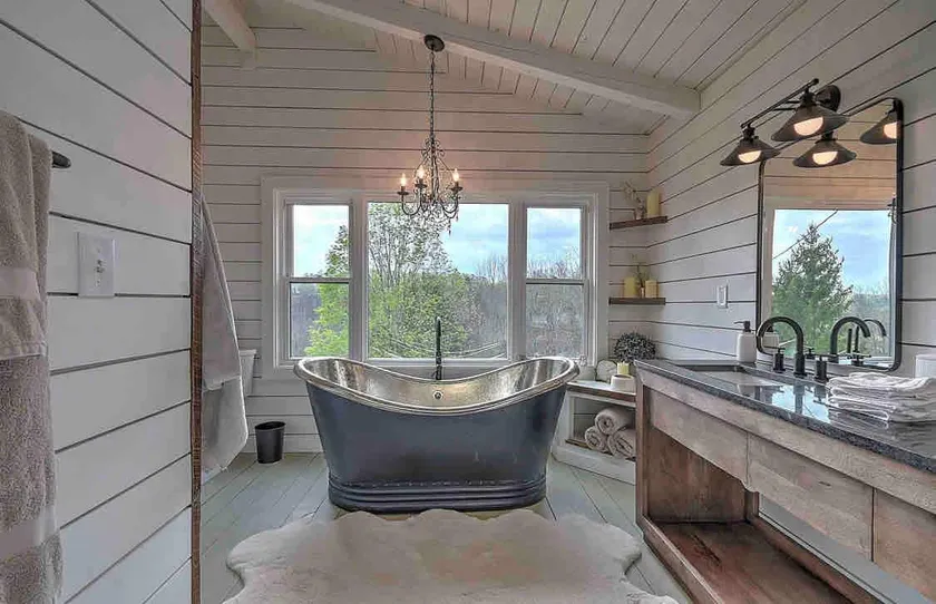 Fluffy Bottom Farm’s Serenity Cabin - Image 1