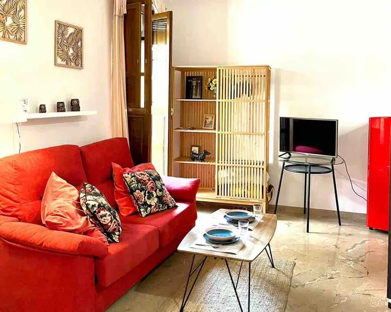 Apartment Arco de Elvira Center - Image 1