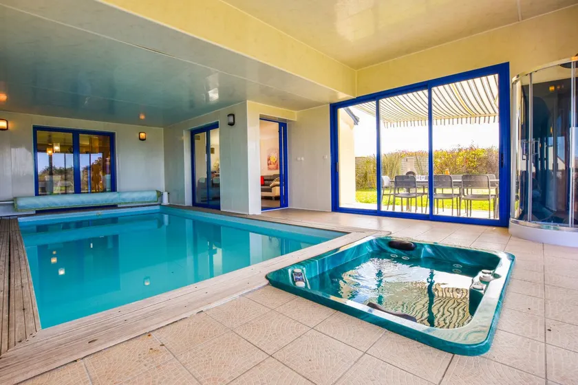 Villa in Moëlan sur Mer, 10-12 p Meerblick mit Pool, Süd-Finistère - Image 1