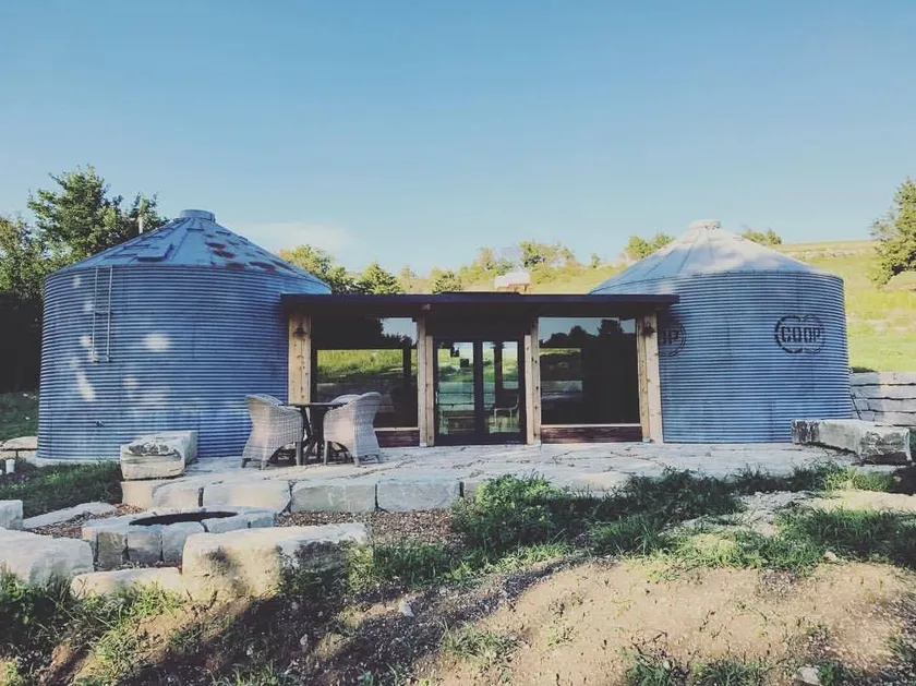 Konza Cabin - Image 1