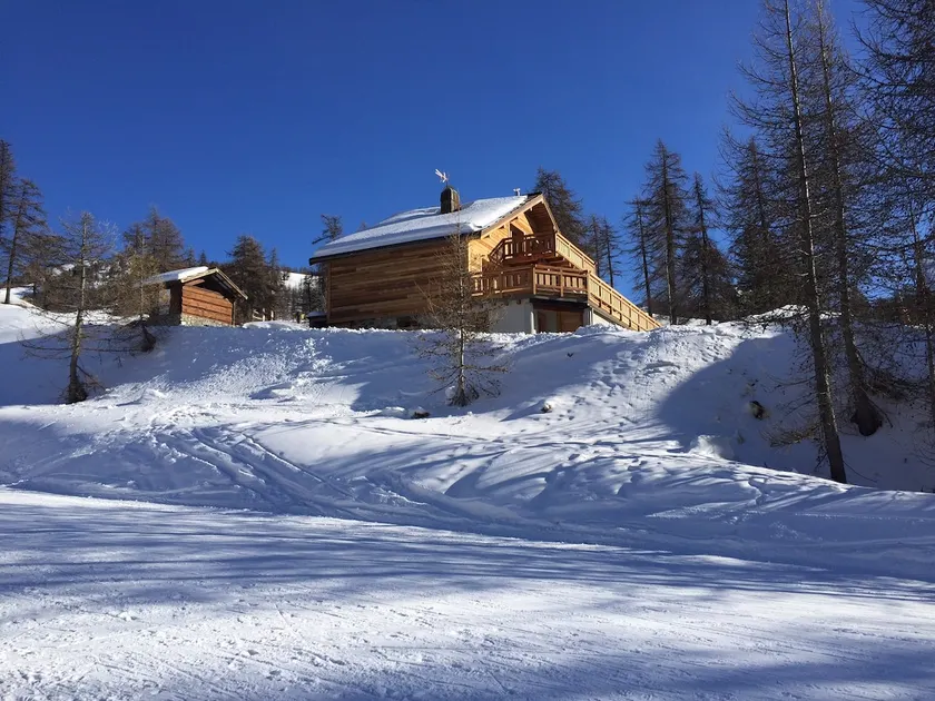 Chalet 22 pers. ski ind / ud. Ideel beliggenhed. Store solrige terrasser. - Image 1
