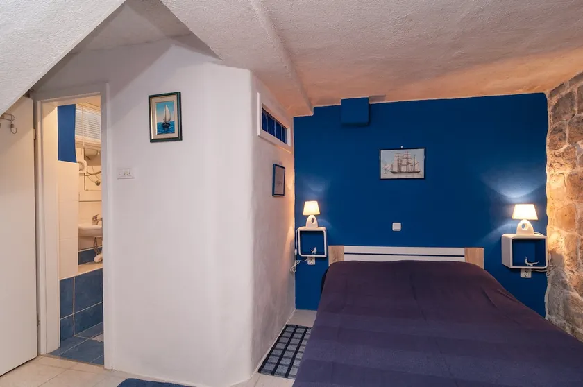Apartment Tudor - Image 1