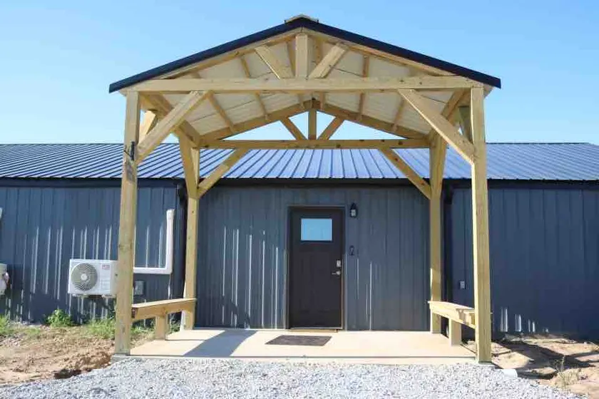 Puddle Duck Lodge - Image 1