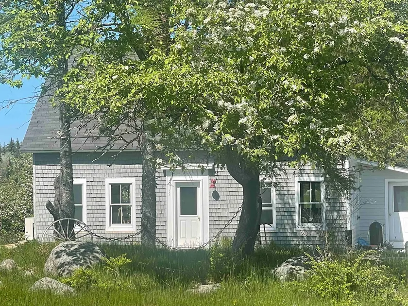 Quaint, Swan’s Island Paradise with mooring - Image 1