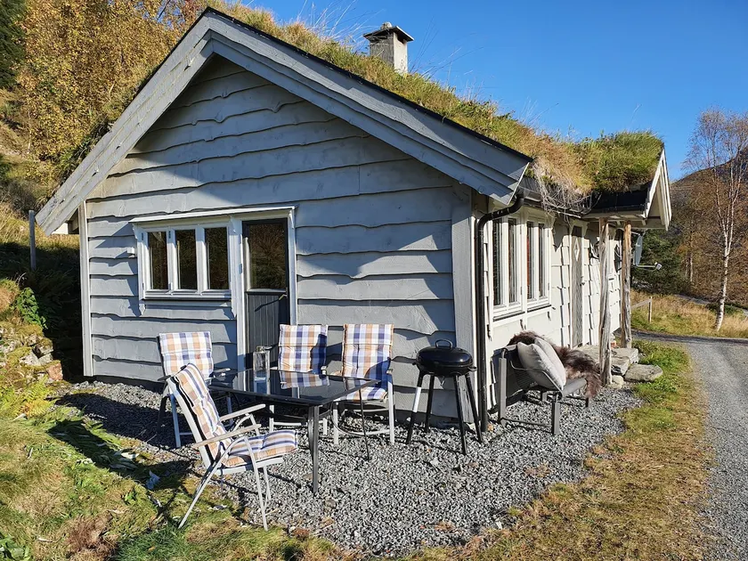 Cabin with great views - Image 1