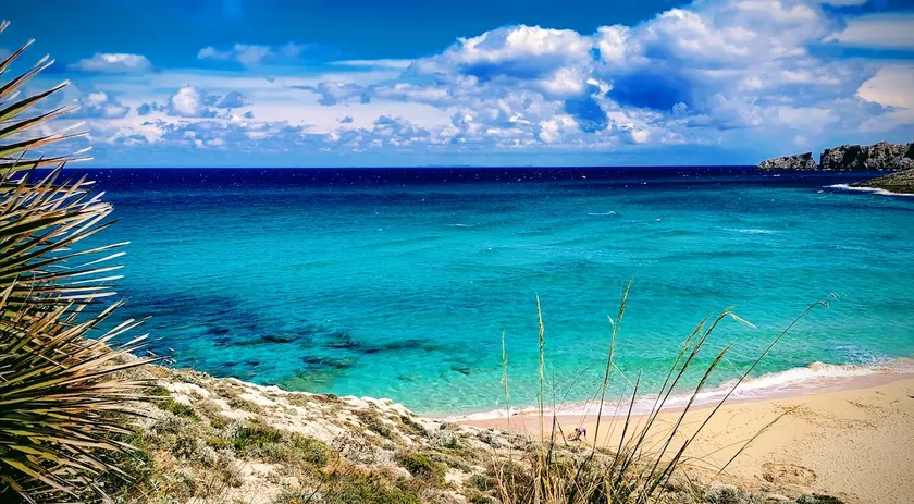 Cala Mesquida, sea views 80 mts to the beach, pool - Image 1