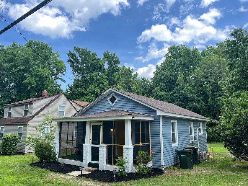 *Peaceful *Newly *Renovated 2 Bedroom 1 Bath - Image 1