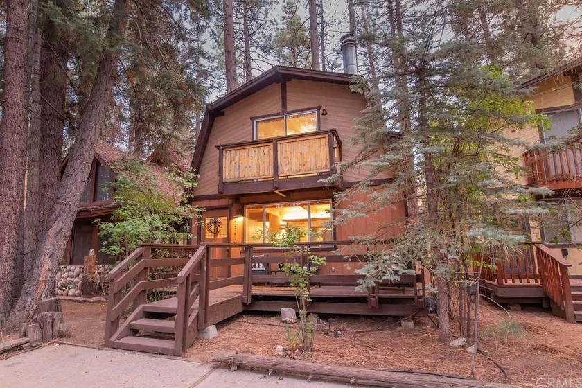 Summit Happy Cabin with HOT TUB! HIGH SPEED EV HOOKUP, CLOSE TO SLOPES - Image 1