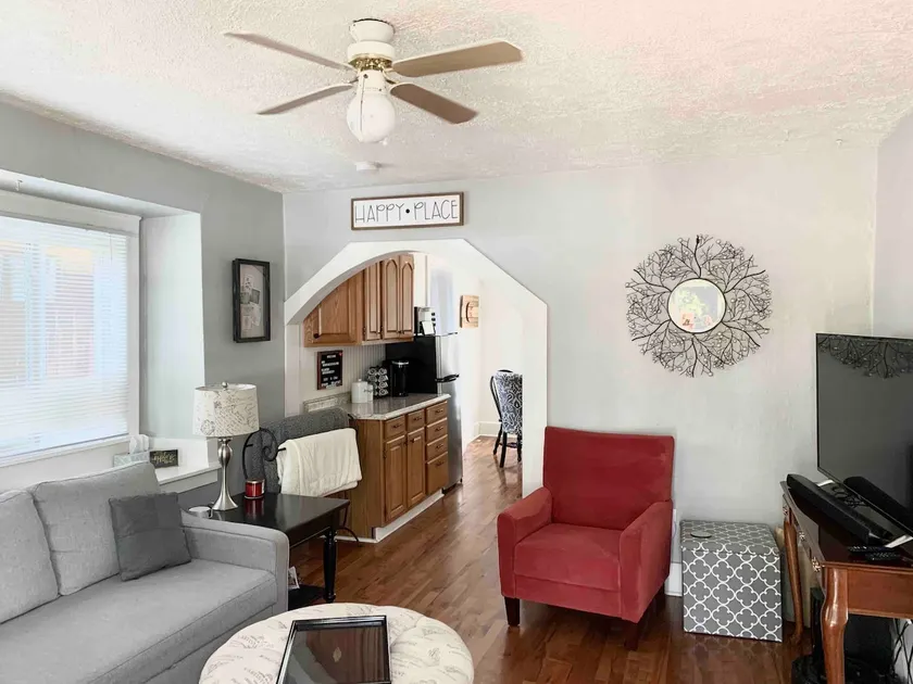 Sweetheart City Guest House - Loveland Colorado (entire home + fenced backyard) - Image 1