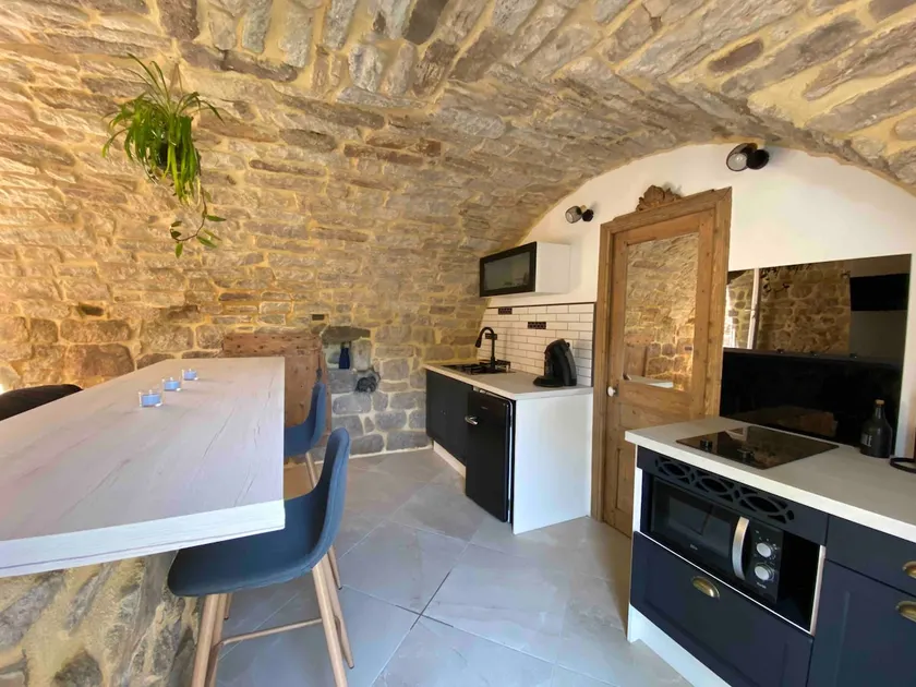 Vaulted studio in the heart of Ardèche - Image 1