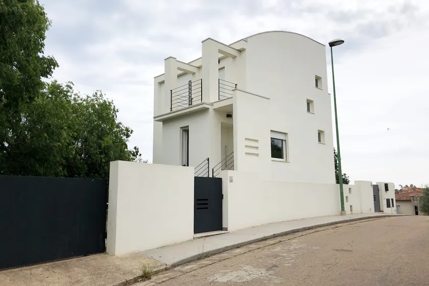 Modern house a Bari Sardo - Image 1