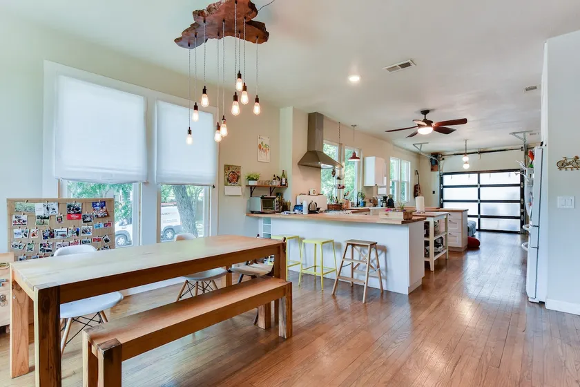 Kids & pets friendly, walk everywhere! - Image 1