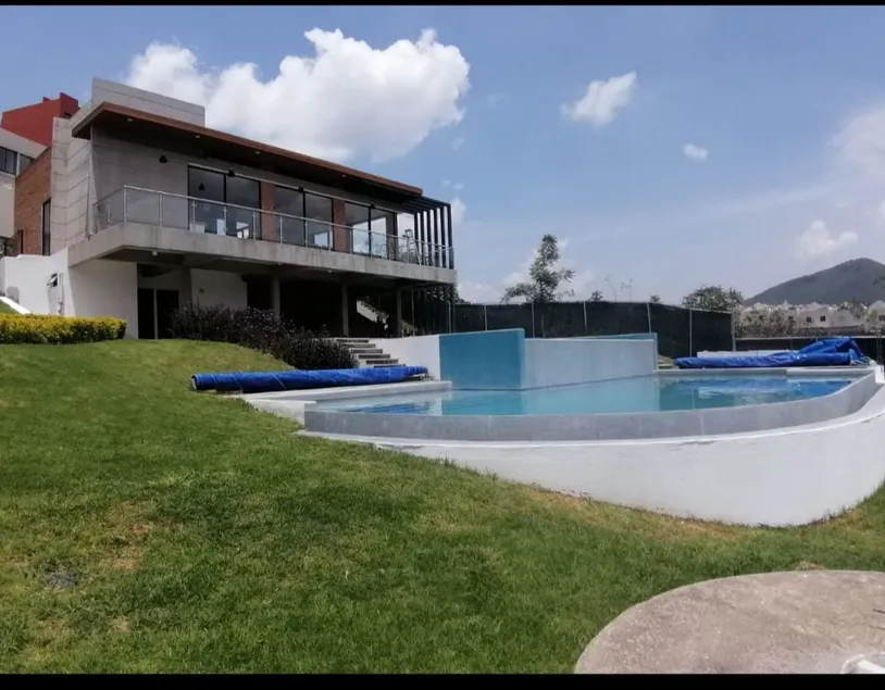 House 8 minutes from Lopez Mateos Sur, 30 minutes from the airport - Image 1
