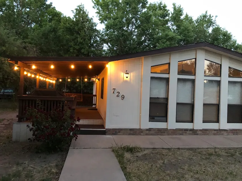 Orchard Vacation Home - Image 1