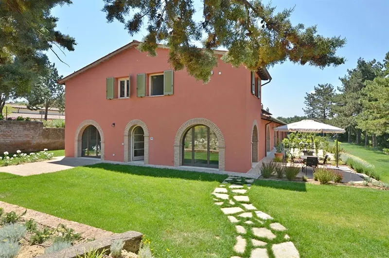 Chalet \"Azzurro\" avec vue sur les montagnes, piscine partagée & Wi-Fi - Image 1