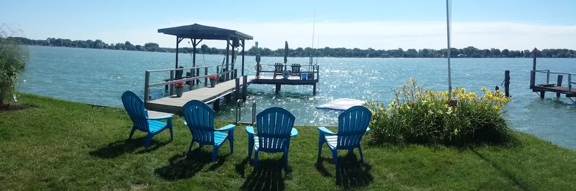 Clean Cosy Home on the St. Clair River, 4 sovrum 7 sovplatser - Image 1