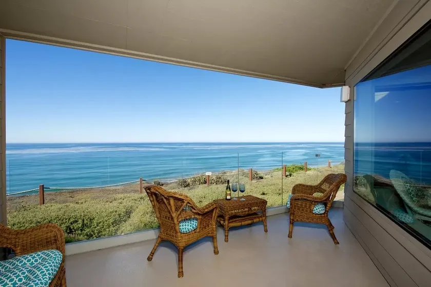 Spectaculaire Oceanfront Surfsong Condo 2 BR 2 Bath - Image 1
