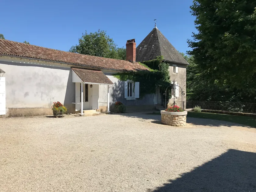 Dordogne Périgord  maison restaurée avec piscine privée - Image 1