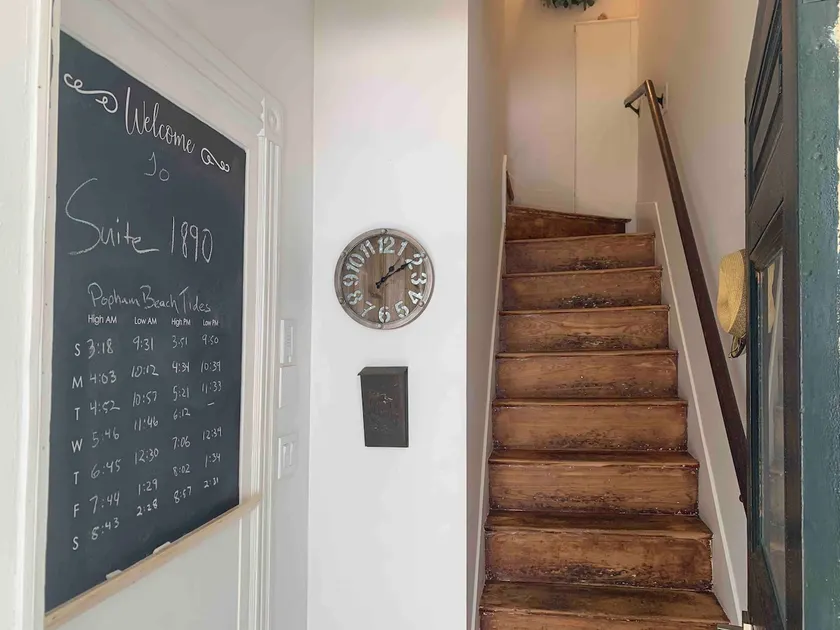 Suite 1890 - Image 1