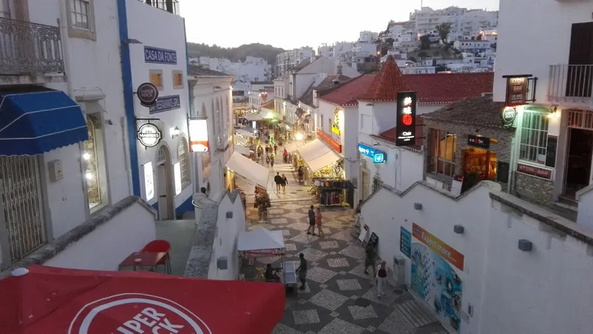Bay View i Gamla stan Albufeira - Image 1